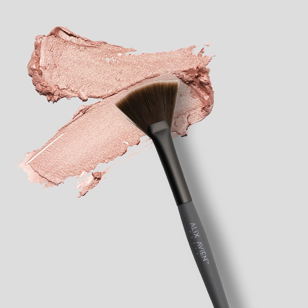 Fan Brush